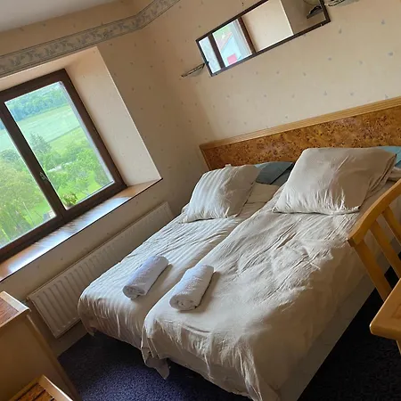 Le Saint Martin Hotel Bourg-Sainte-Marie