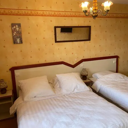 Отель Le Saint Martin 2*